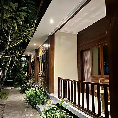Nusa Garden Homestay Nusa Lembongan Exterior photo